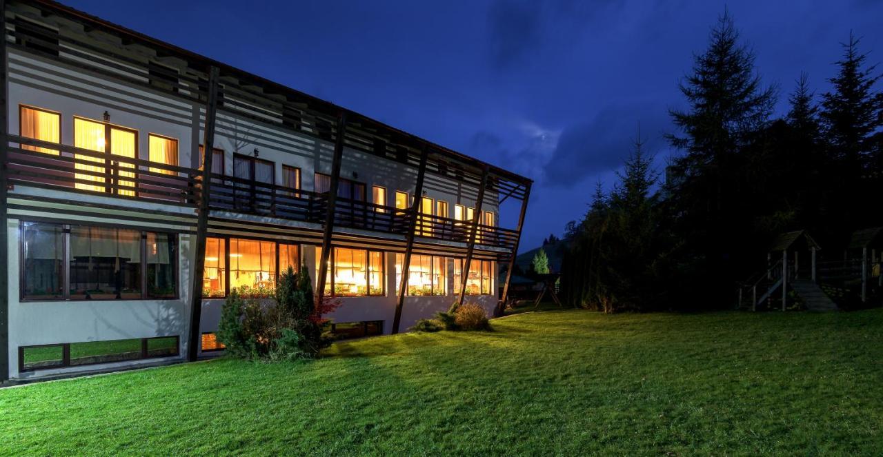 Casa Muntelui Hotel Fundáta Kültér fotó